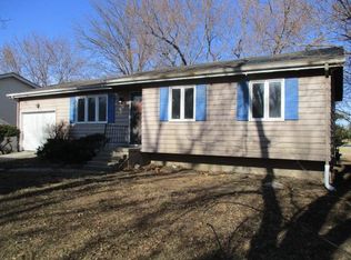 141 S 110th St, Omaha, NE 68154