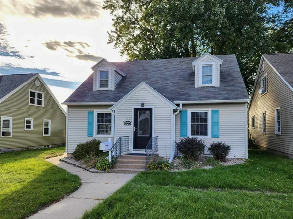 1707 McLean Avenue, Tomah, WI 54660