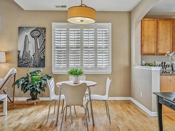 3rd image of 755 Roslyn Street #11