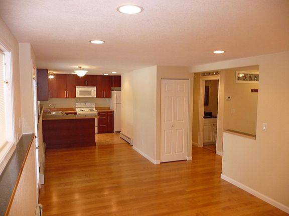 Looking towards dining and kitchen from living room