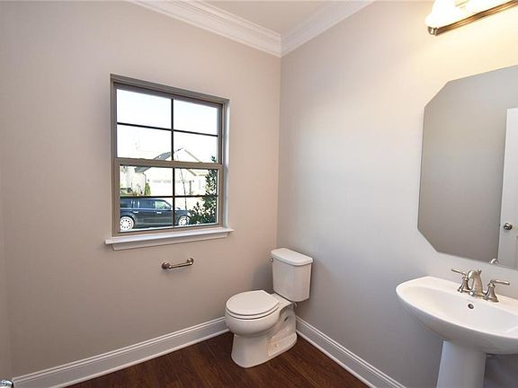 4th image of 5553 Marblehead Dr