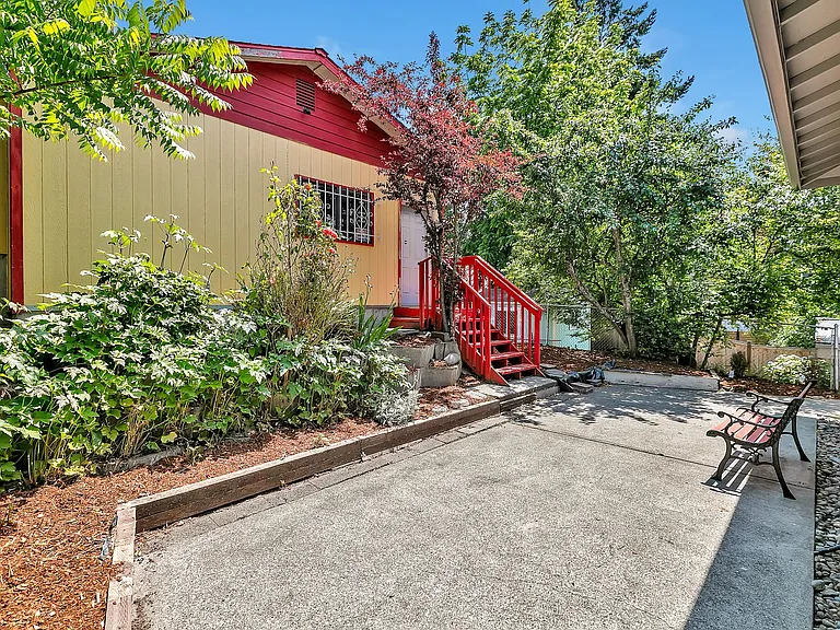 8832 20th Ave SW — Photo 22