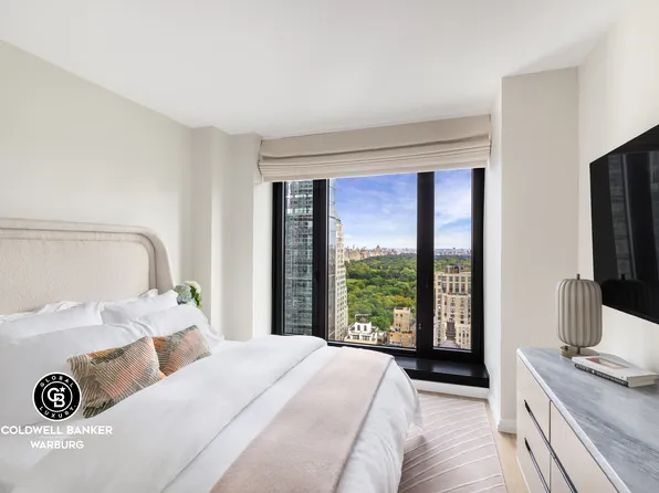 111 West 56th Street image 4 of 7