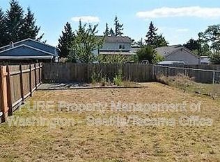 128 131st St E, Tacoma, WA 98445