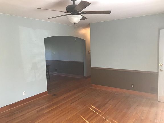 4th image of 908 Biltmore Ave