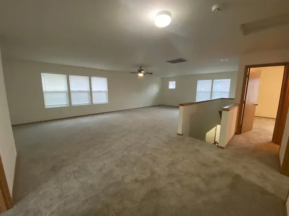 19104 13th Ave SE, Bothell, WA 98012