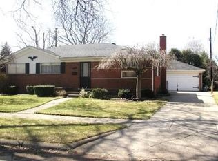 29251 Oriole St, Livonia, MI 48154