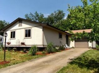 169 Pinehurst Dr, Freedom, PA