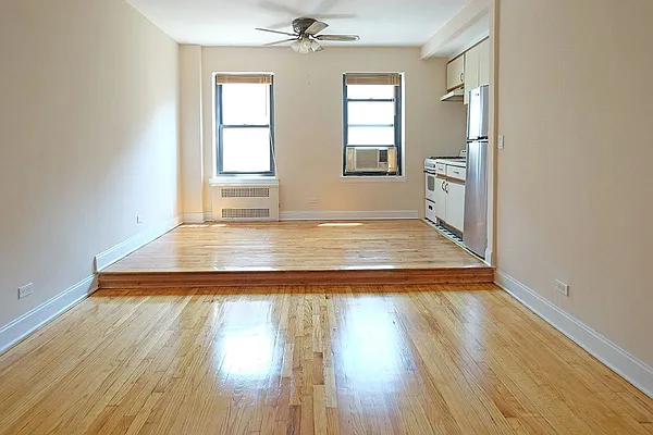 Rented by CG Realty | media 44