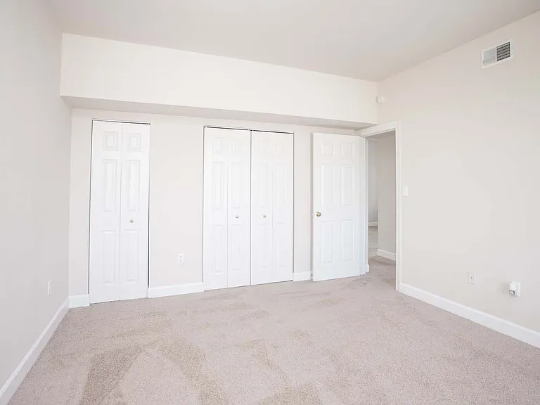 Kingsbury — Photo 49