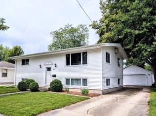 1407 S Kernan Ave, Appleton, WI 54915
