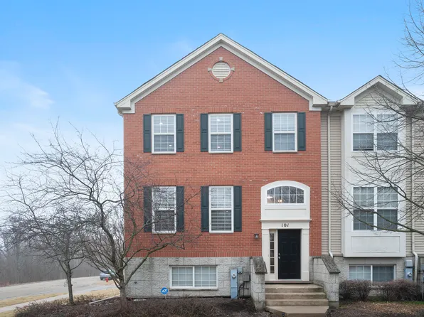 101 Willey St, Gilberts, IL 60136