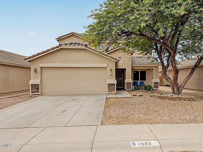 11593 W Retheford Rd — Photo 2