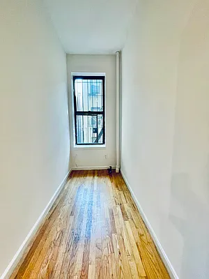 Rented by Metropolitan Property Group | media 5