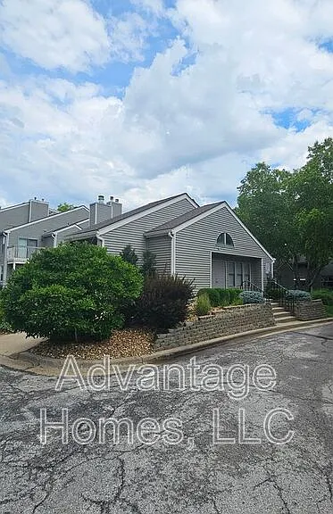 8793 W 106th Ter — Photo 20