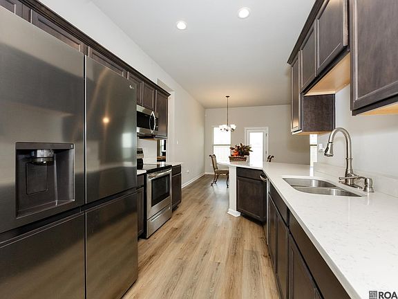 5th image of 59810 Clifts Cove Dr