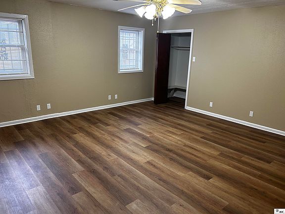 4th image of 522 Kammell St