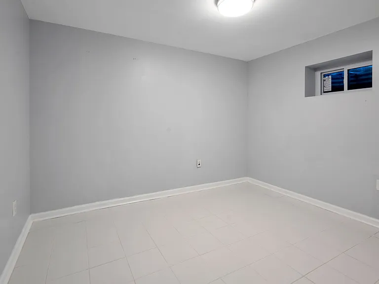 6414 Seven Oaks Ct — Photo 19