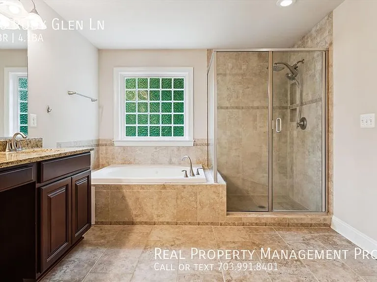 70 Ruby Glen Ln — Photo 39