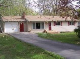 2121 Luwanna Dr, Lansing, MI 48910