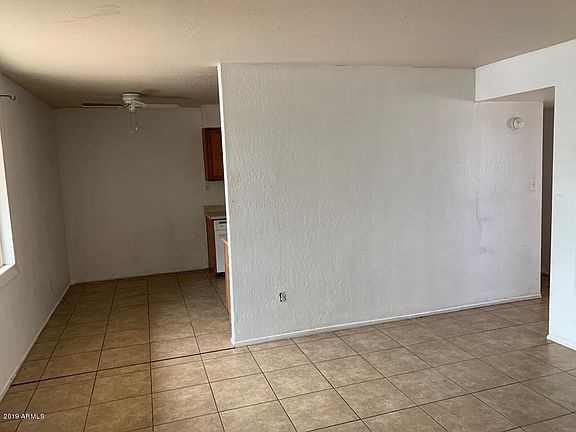 4th image of 2537 W Georgia Ave APT 20