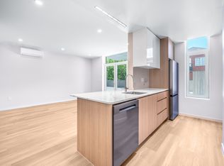 1054 41st St #2E, Brooklyn, NY 11219