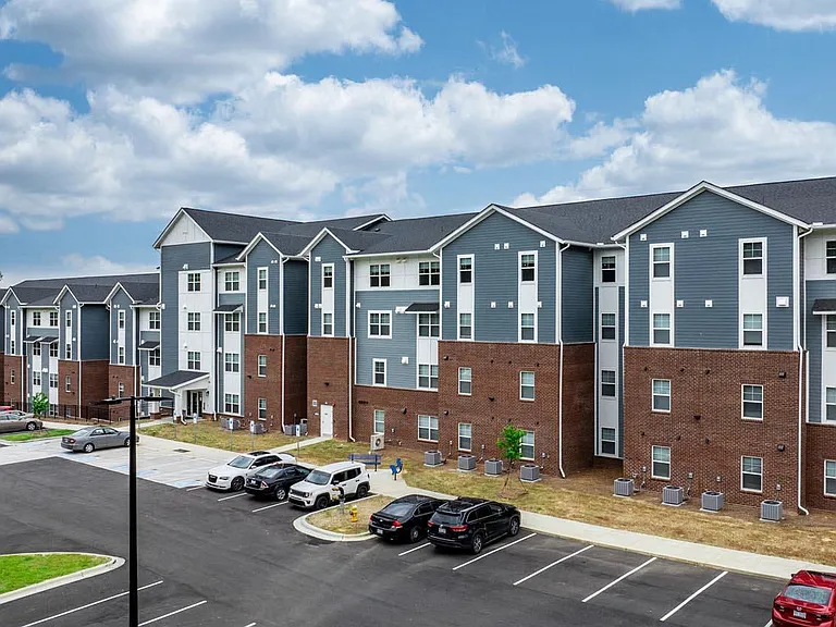 Northlake Center Apartments — Photo 34