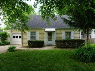 1257 Brandywine Cir, Batavia, IL 60510