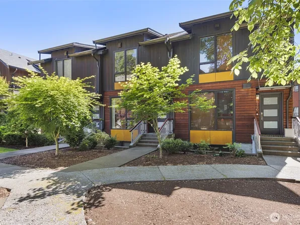 6535 34th Avenue NE #B, Seattle, WA 98115