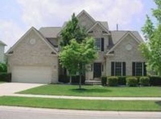 1137 Equestrian Dr, South Lyon, MI