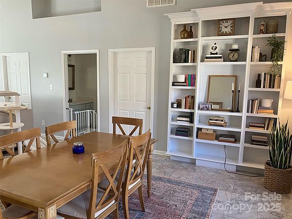 4th image of 150 Westover Ave