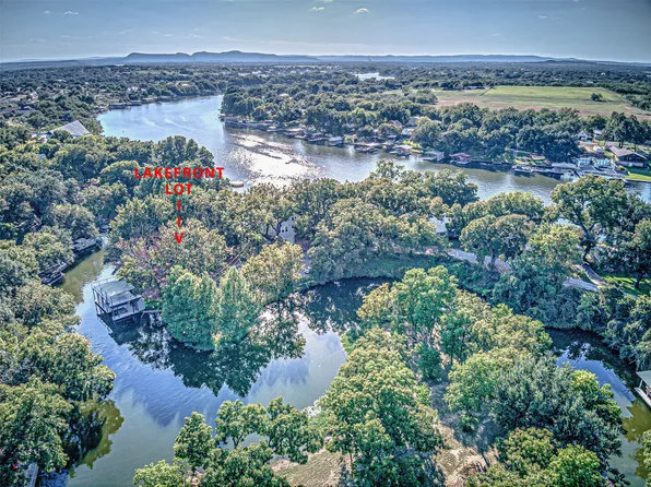 1336 S Lakeside Dr, Burnet, TX 78611