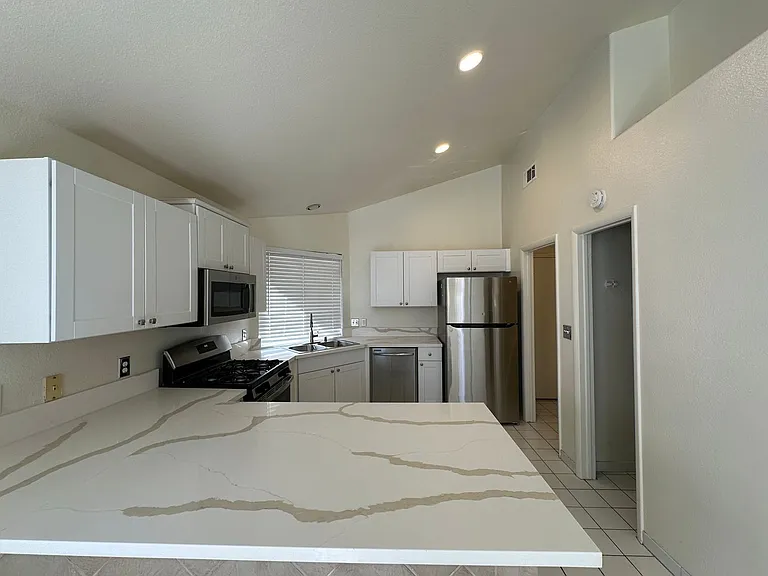 7872 Mount Whitney Cir — Photo 7