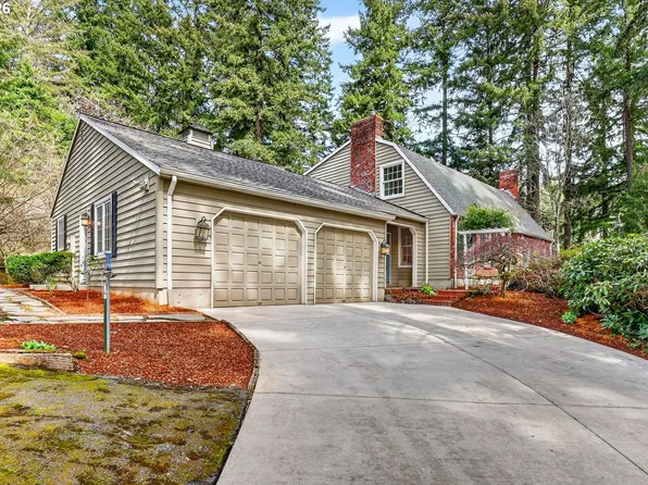 17601 S Dick Dr, Oregon City, OR 97045