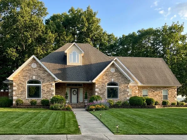611 Shady Acres Ln, Prairie Grove, AR 72753