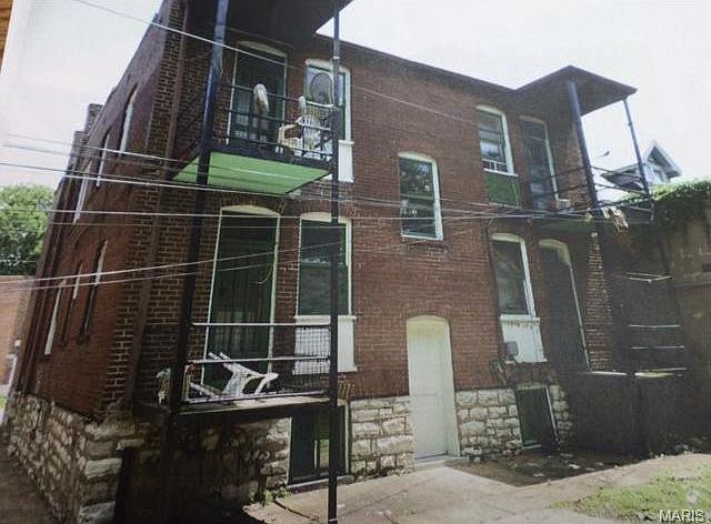 2nd image of 3505 Clay Ave