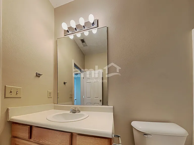 10087 Sundown Ln — Photo 14