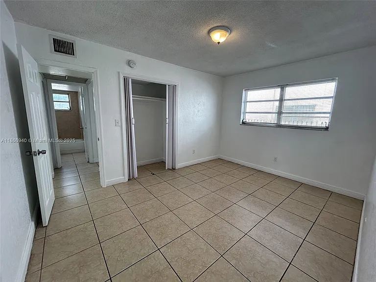 8287 NE Miami Ct #101 — Photo 8