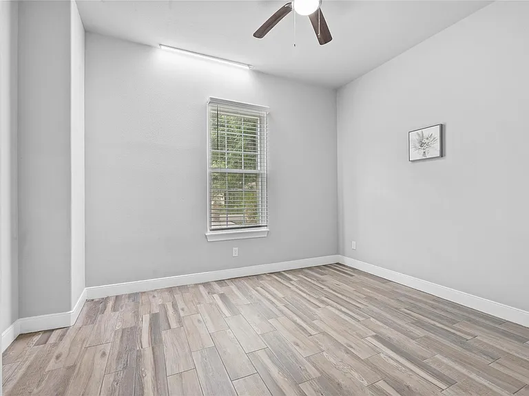 8938 Intervale St — Photo 26