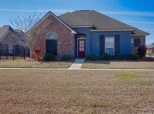 120 Carondelet Ct, Thibodaux, LA 70301
