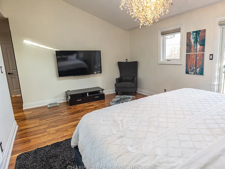 60 Belvedere Dr — Photo 22
