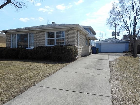2nd image of 4709 W 102nd St