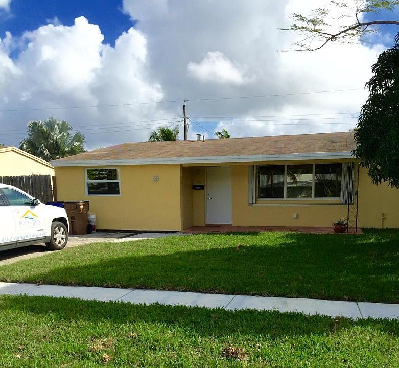 1st image of 1424 SW 1st Ave