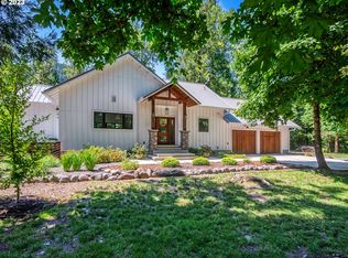 76397 Thatcher Rd, Oakridge, OR 97463