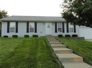 3 Christine Dr, Shiloh, IL 62221