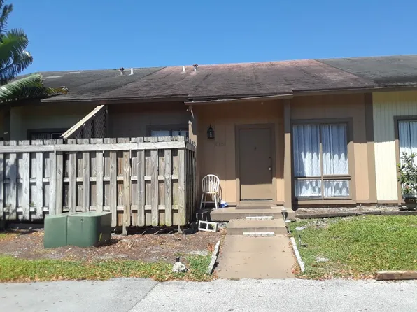 21118 NE 5th Ct, Miami, FL 33179