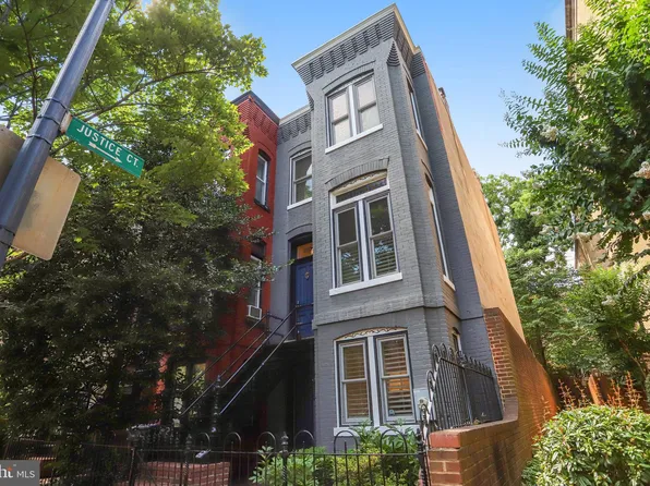 227 C St NE, Washington, DC 20002