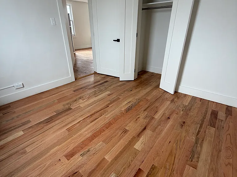 521-523 Bayway Ave #3 — Photo 6