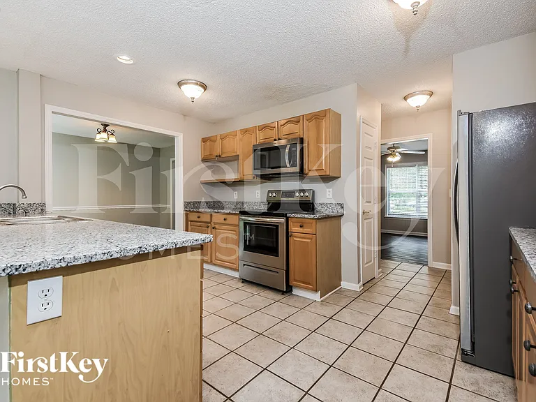 1503 Glenn Meade Dr — Photo 7