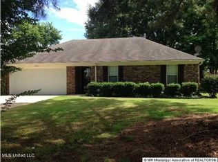 6961 River Birch Rd, Walls, MS 38680